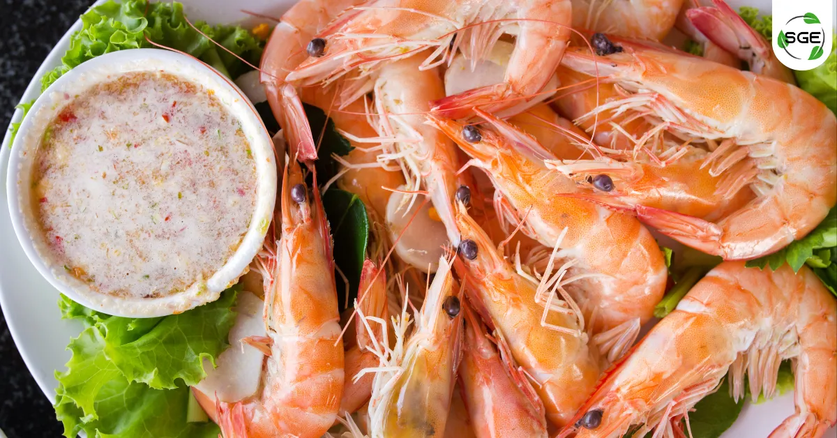 วิธีทำ กุ้งอบเกลือ กุ้งเน้น ๆ ทานคู่น้ำจิ้มซีฟู้ดสุดแซ่บ ใครได้ทานก็ติดใจ
